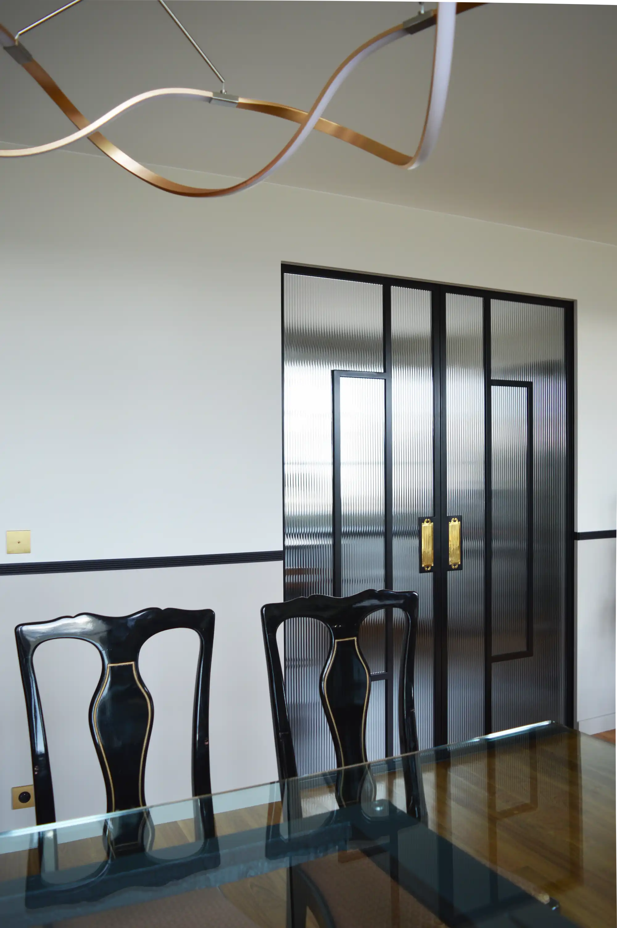 Rénovation complète d'un appartement familiale de 140m2 - image 4